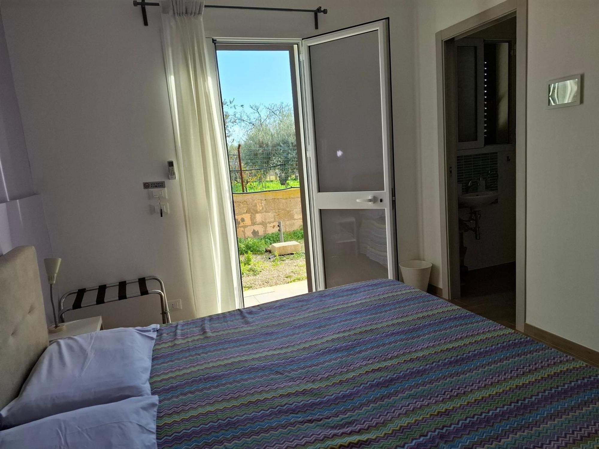 Turtle Island Apartments Santa Croce Camerina Exterior photo